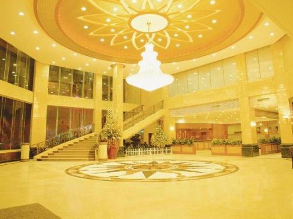 Отель Vienna Huangdu Branch Фошань Экстерьер фото